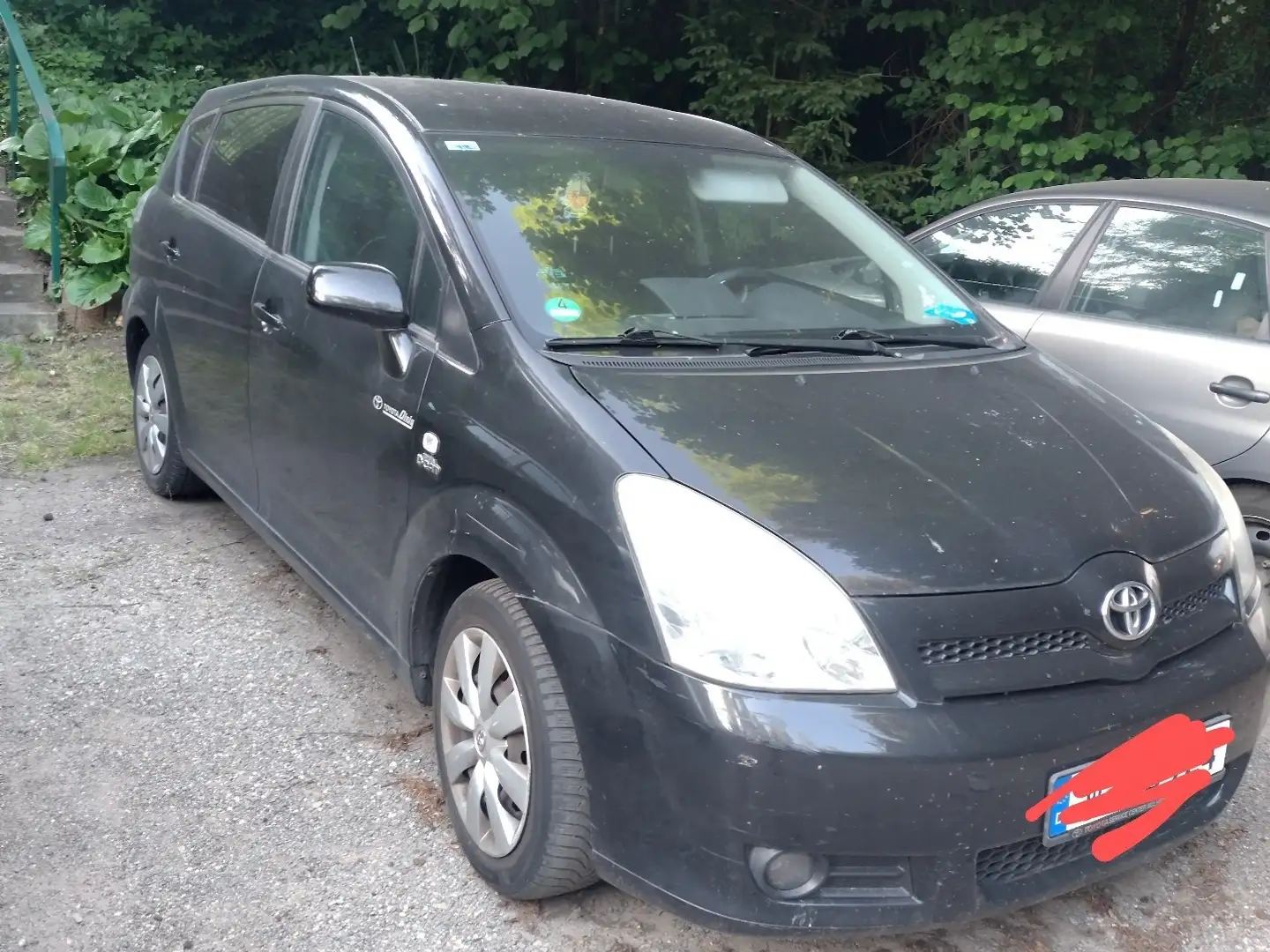 Toyota Corolla Verso 2.2 D-CAT  7 person - 1