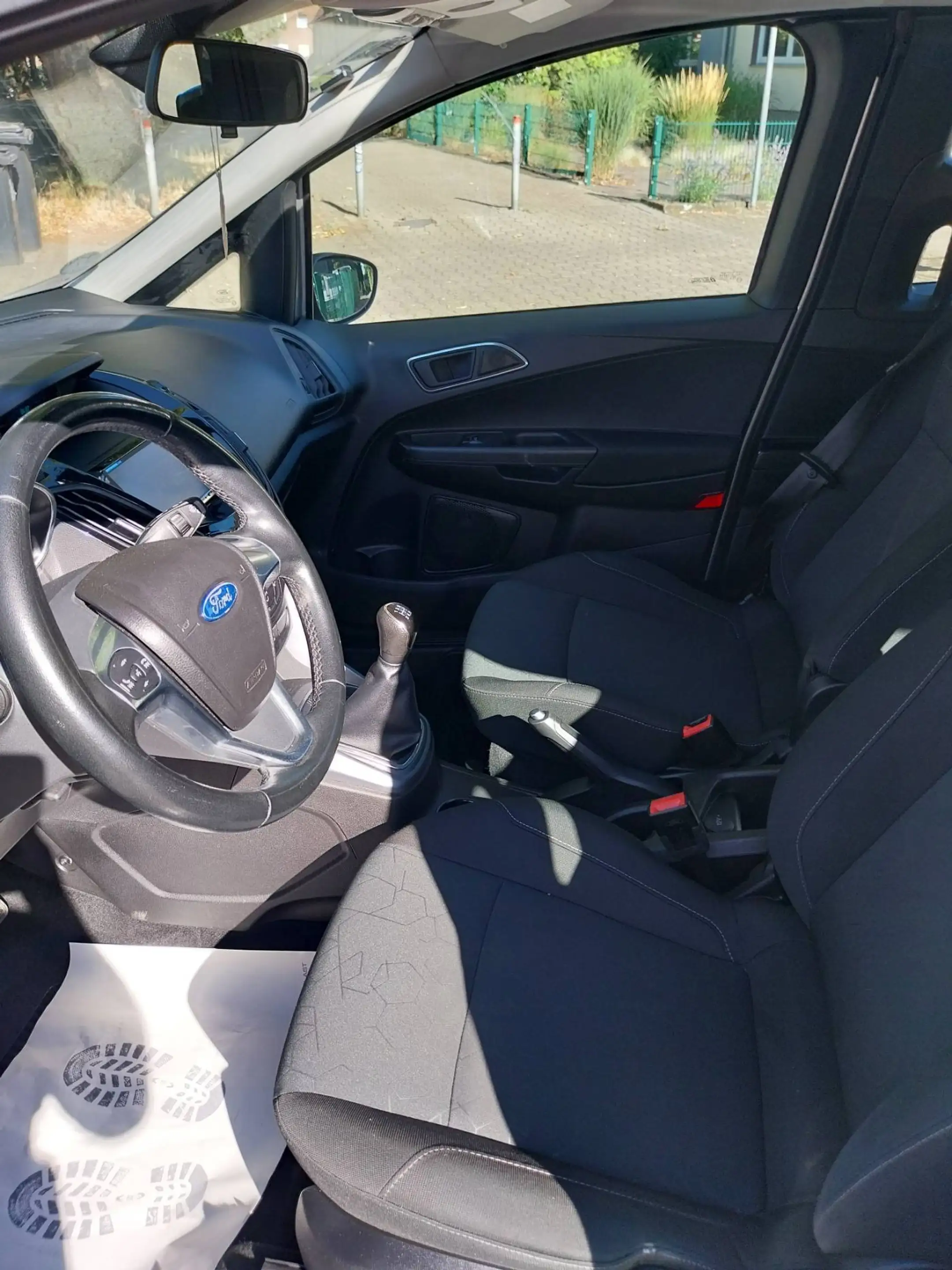 Ford B-Max Trend — photo 11