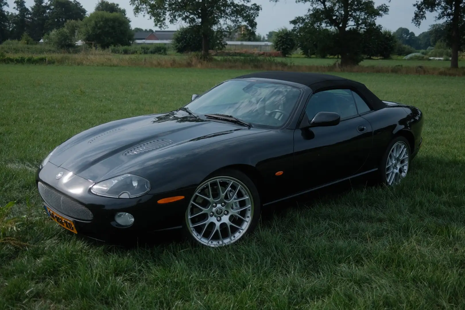 Jaguar XK 4.2 V8 S Zwart - 1