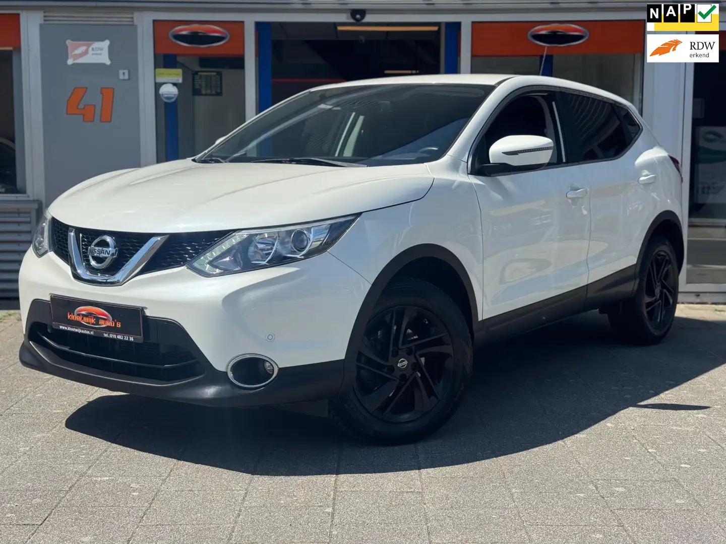 Nissan Qashqai 1.2 Connect Edition Navigatie Cruise Camera LM 1e Wit - 1