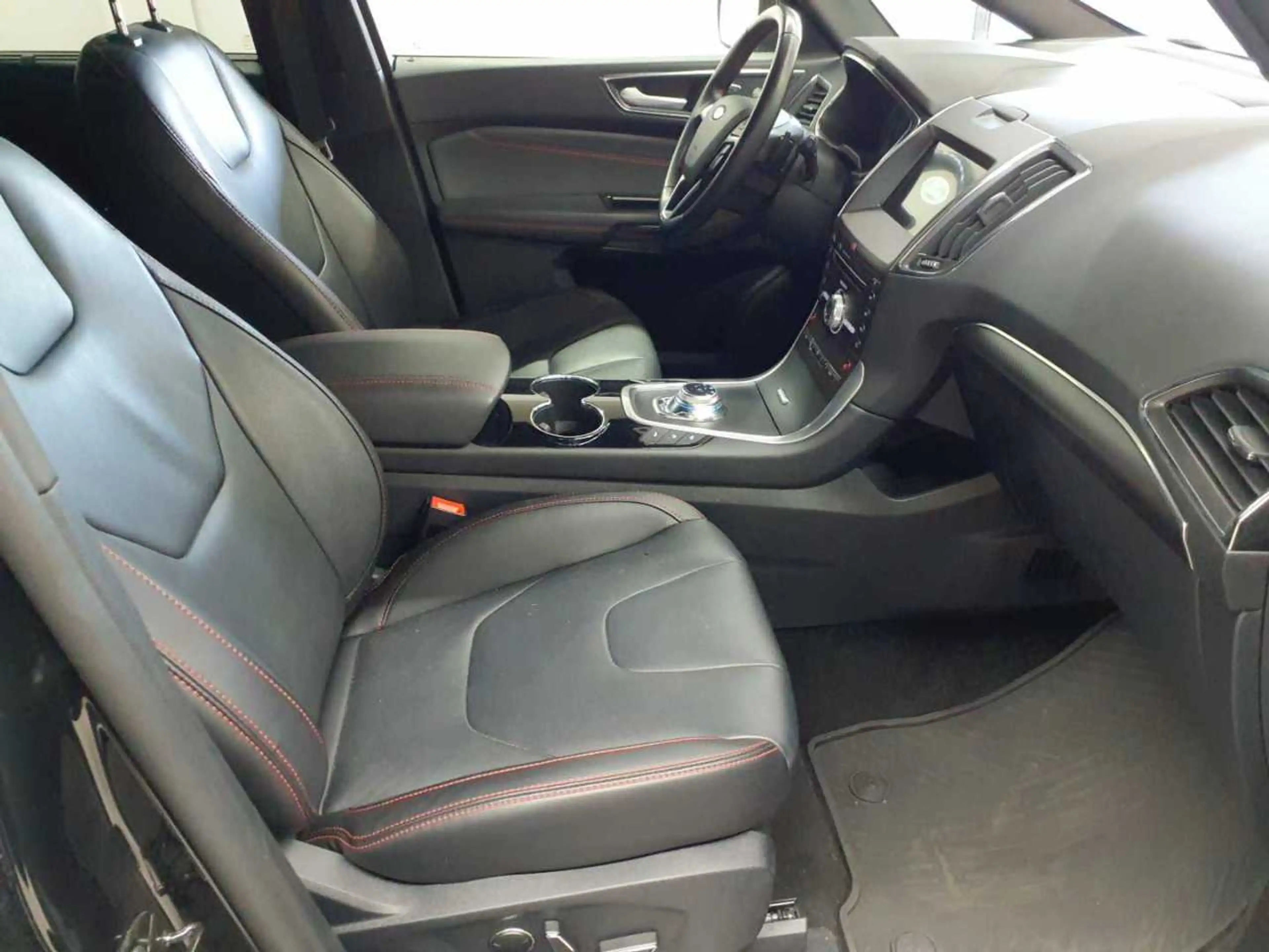 Ford S-Max S-Max 2.0 EcoBlue Aut. ST-LINE AHK KAM — photo 8
