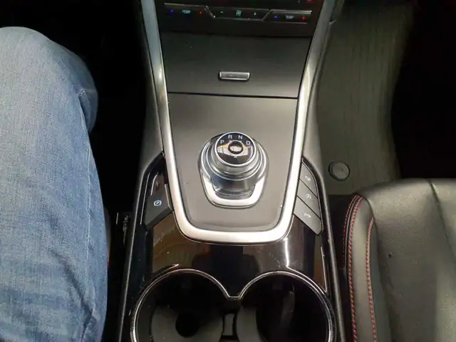 Ford S-Max view 10