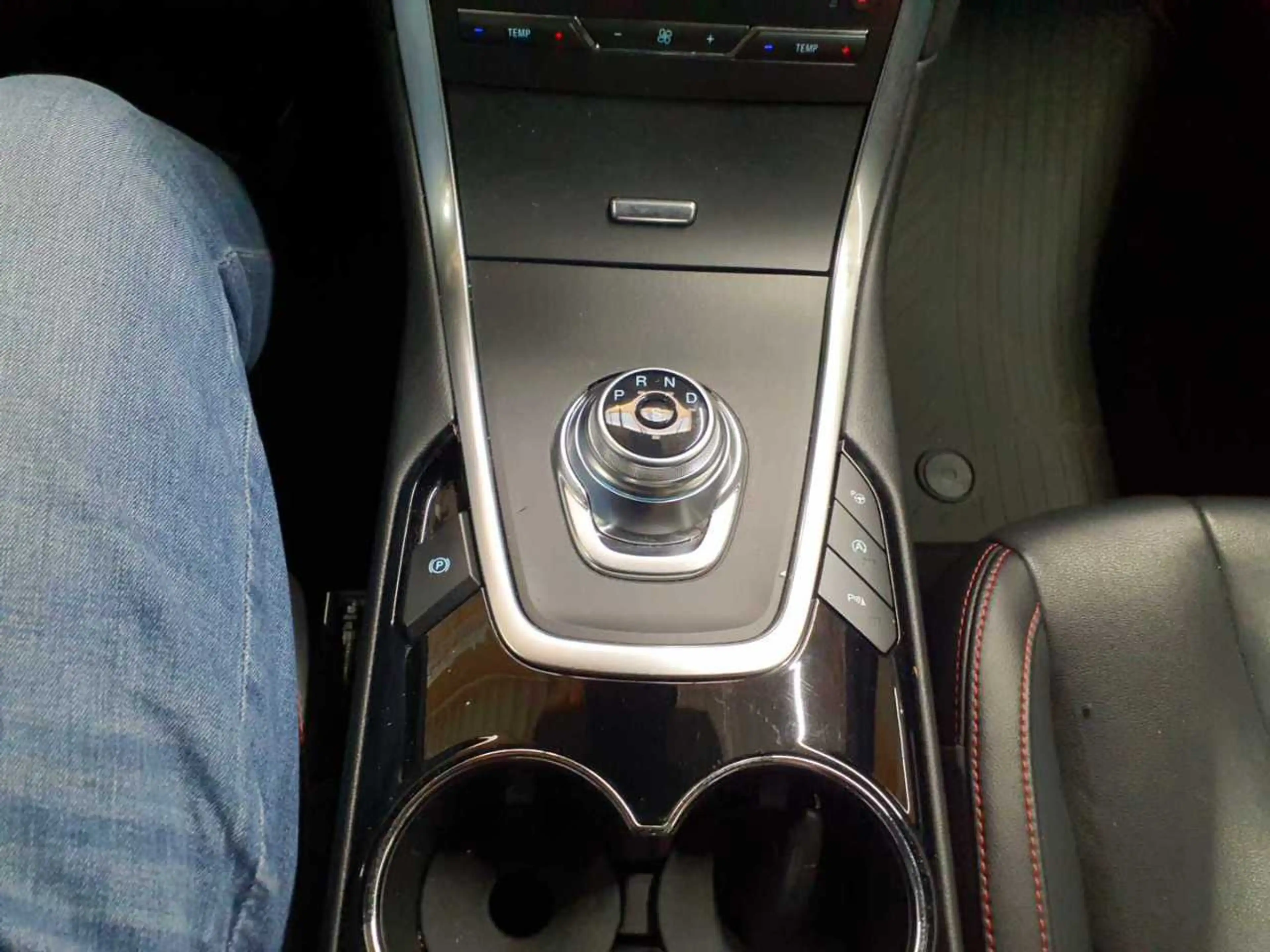 Ford S-Max S-Max 2.0 EcoBlue Aut. ST-LINE AHK KAM — photo 10