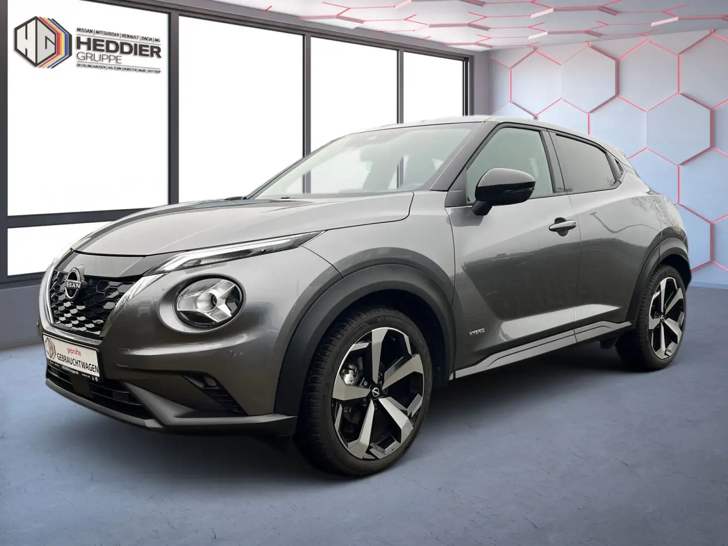 Nissan Juke Hybrid Tekna Navi Grau - 1