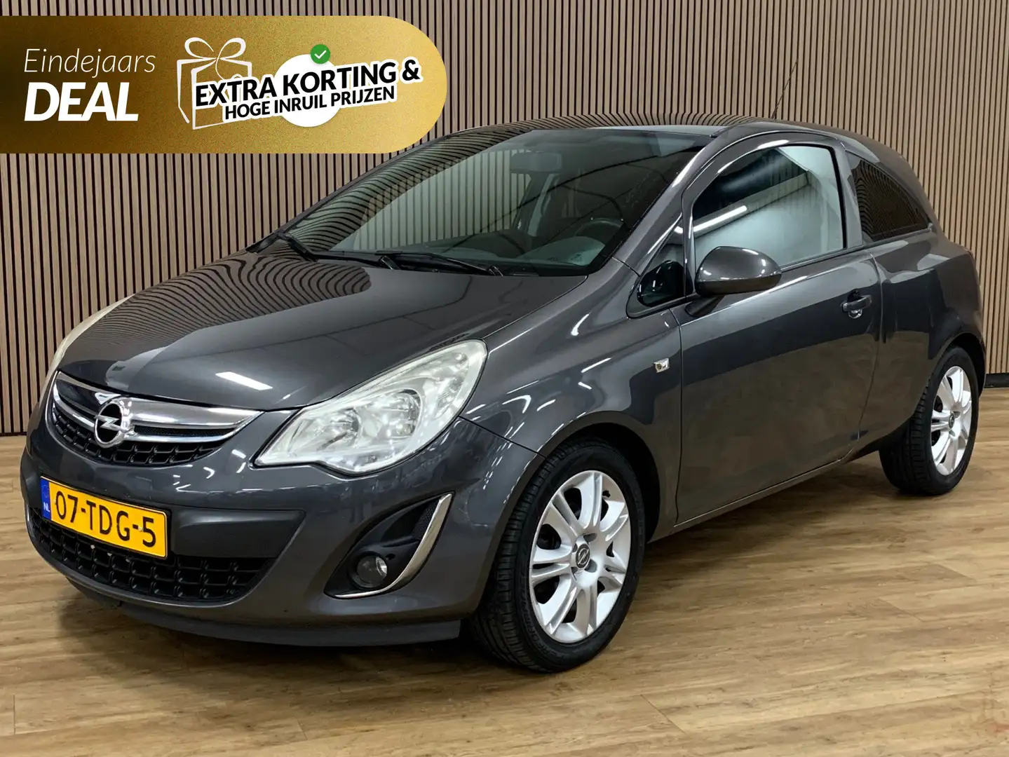 Opel Corsa 1.2 EcoFlex Edition LPG|146000KM|Airco| Grijs - 1