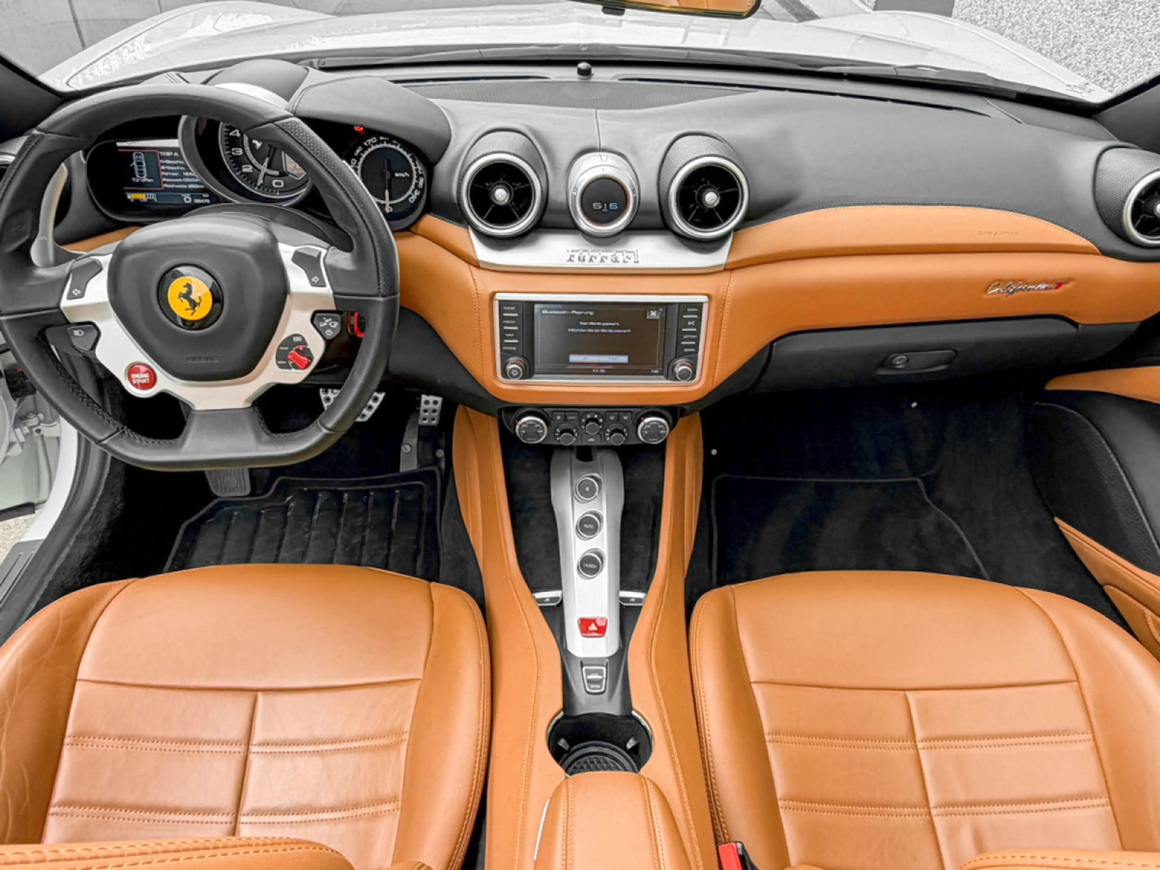 Ferrari California California T / 3.9 V8 / 4-Sitzer / — photo 10