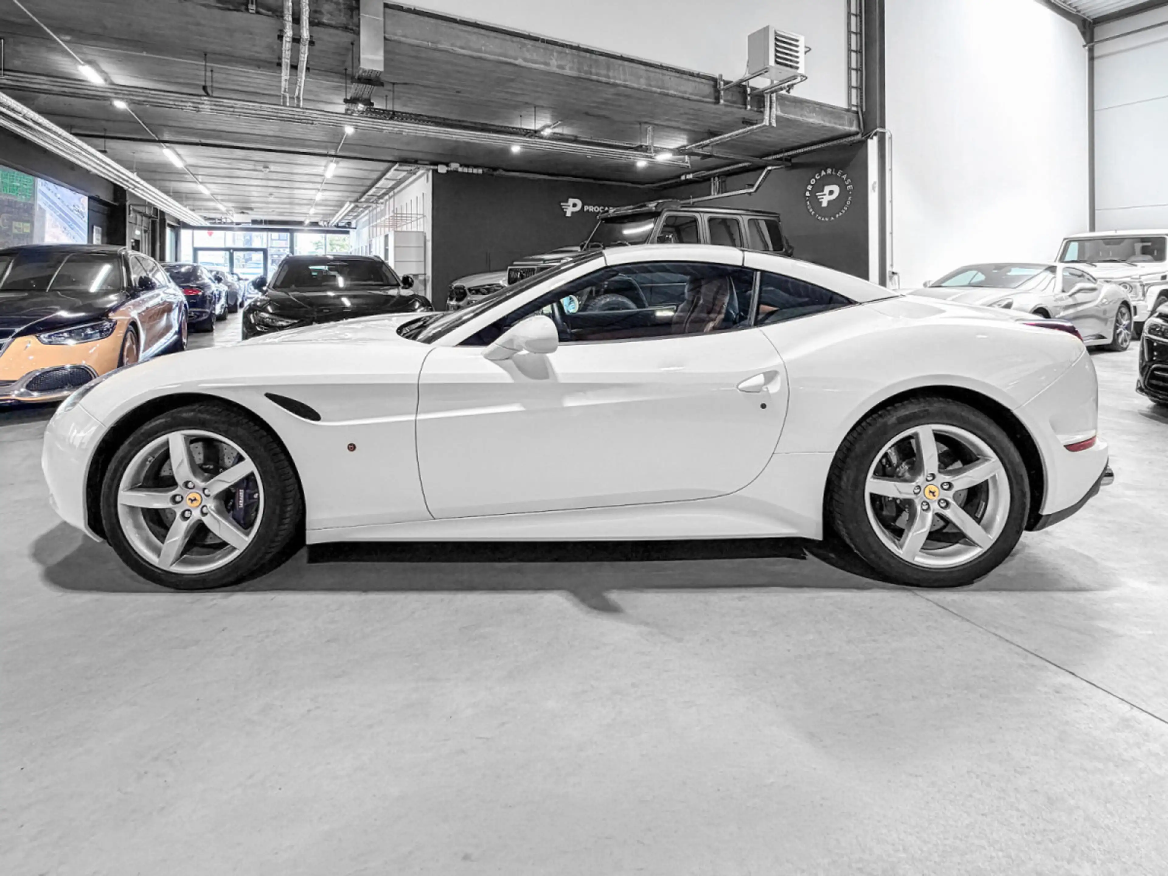 Ferrari California California T / 3.9 V8 / 4-Sitzer / — photo 9