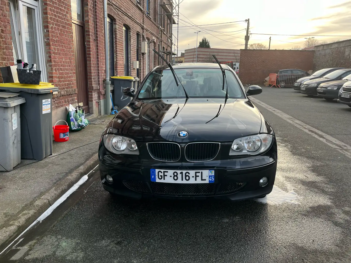 BMW 118 118i Confort Noir - 1