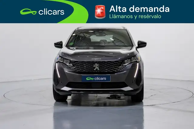 Peugeot 5008 view 2