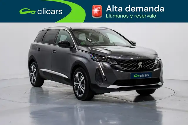 Peugeot 5008 view 3