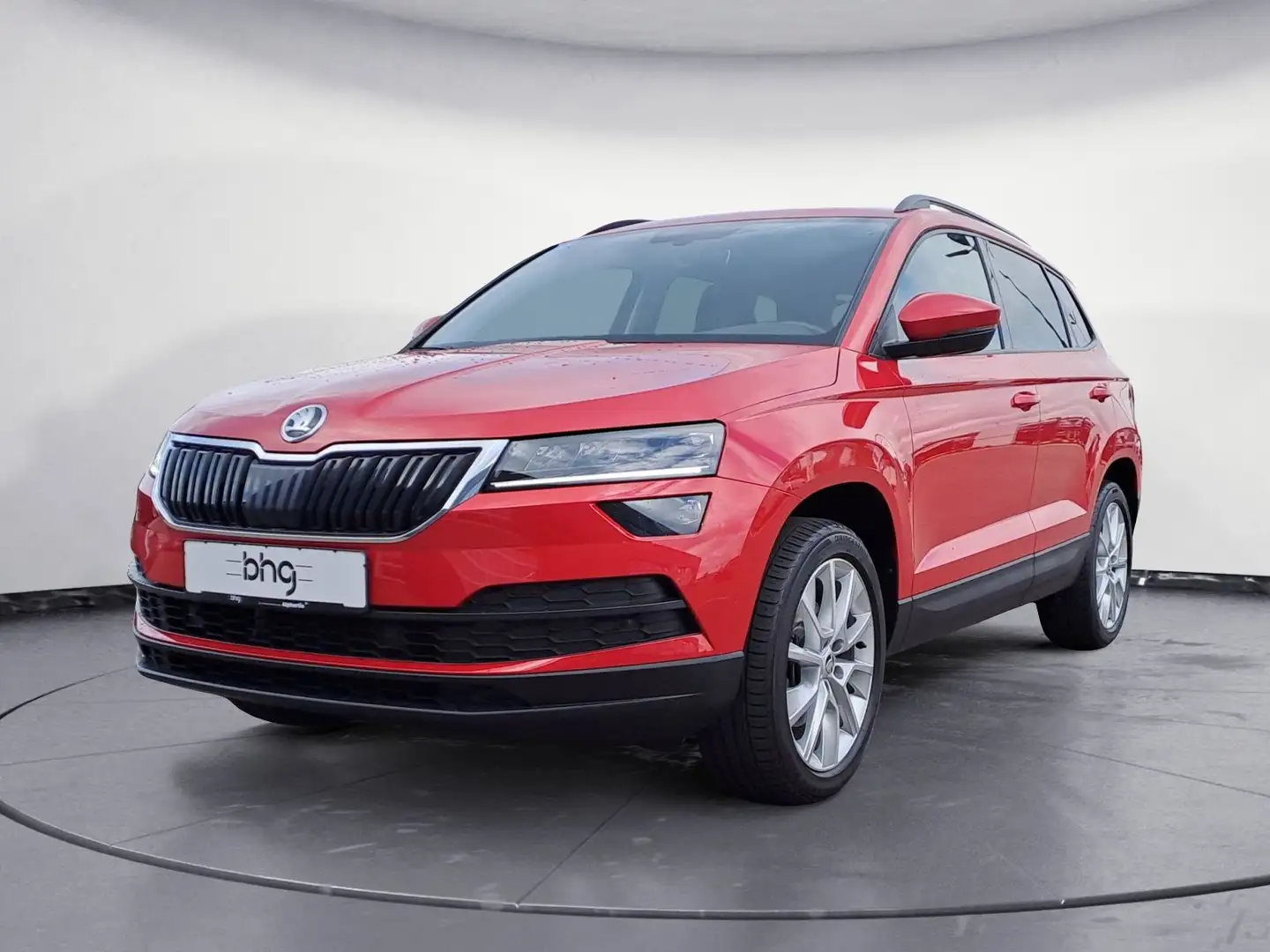 Skoda Karoq 1.5 TSI DSG Leder AHK Kamera LED Varioflex Rot - 2