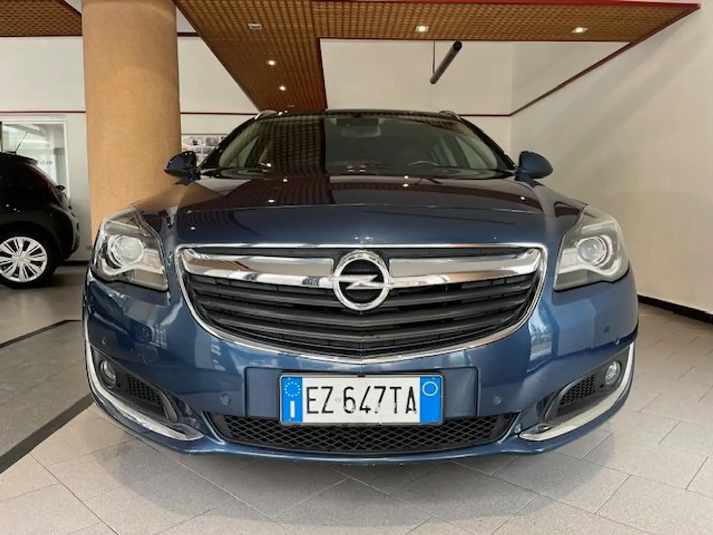 Opel Insignia Sports Tourer 2.0 cdti Cosmo 104gr 140cv Blu/Azzurro - 2