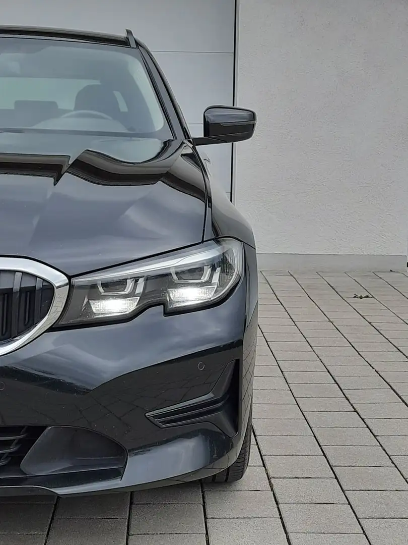 BMW 318 d Touring Advantage/LiveC/LED/Kam/DAB/AhK Noir - 1