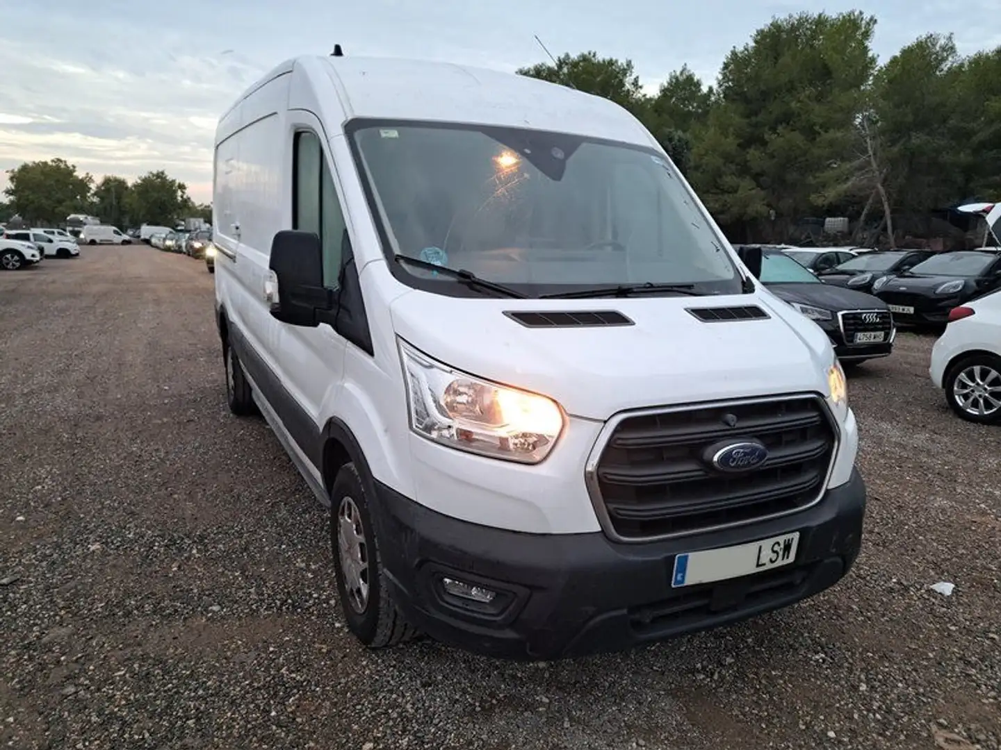 Ford Transit FORD Industrial  Manual de 4 Puertas Blanco - 2