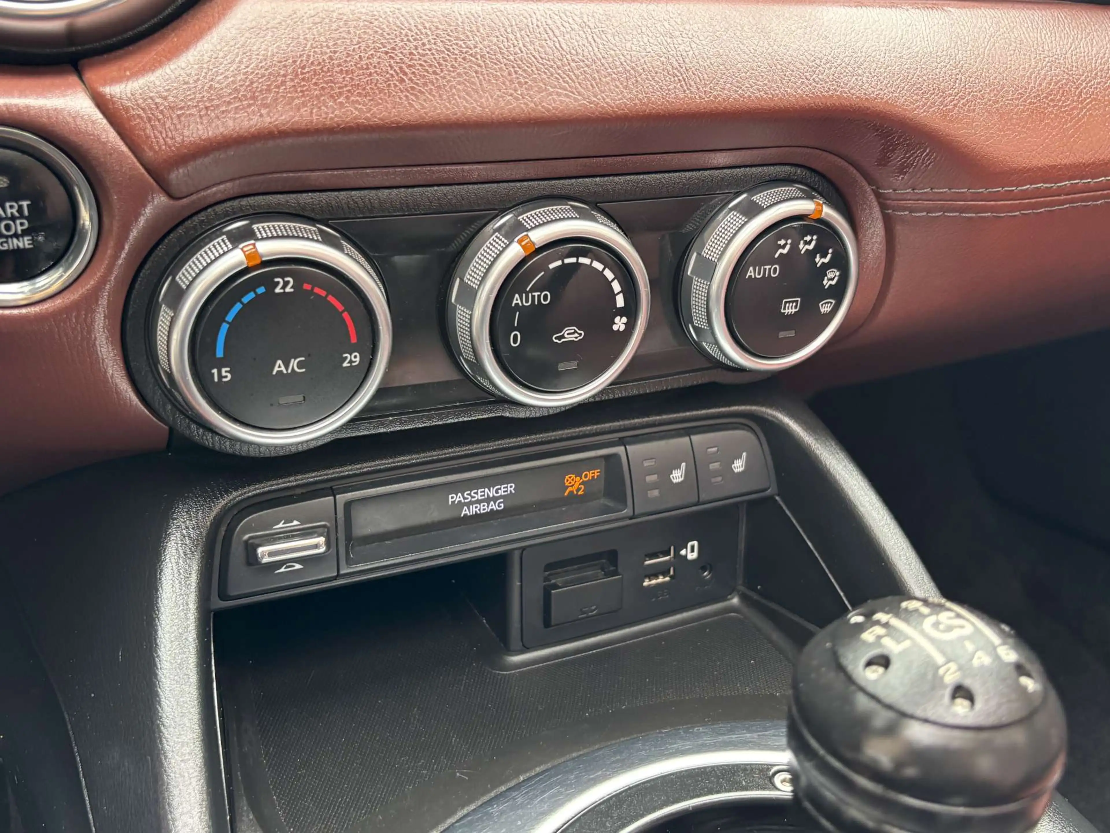 Mazda MX-5 MX-5 1.5 ND RF SKYCRUISE Takumi / Bilstein / Aero / 108000km — photo 14