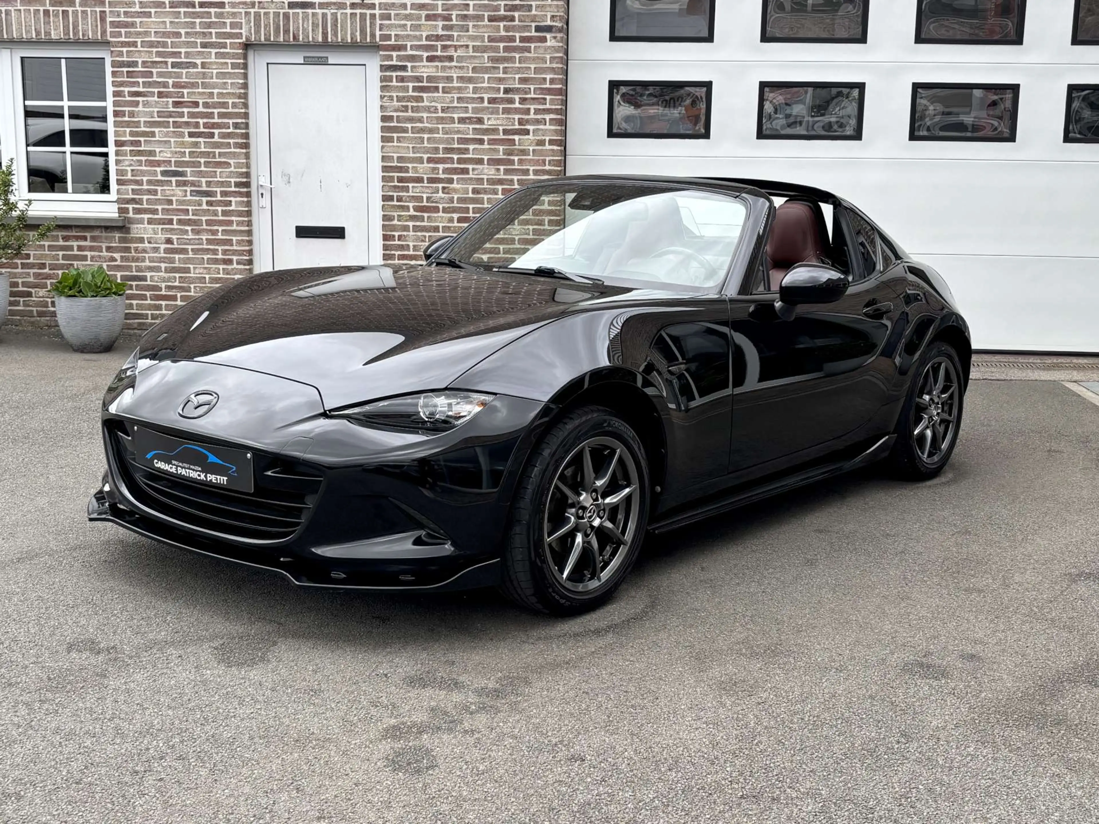 Mazda MX-5 MX-5 1.5 ND RF SKYCRUISE Takumi / Bilstein / Aero / 108000km — photo 3