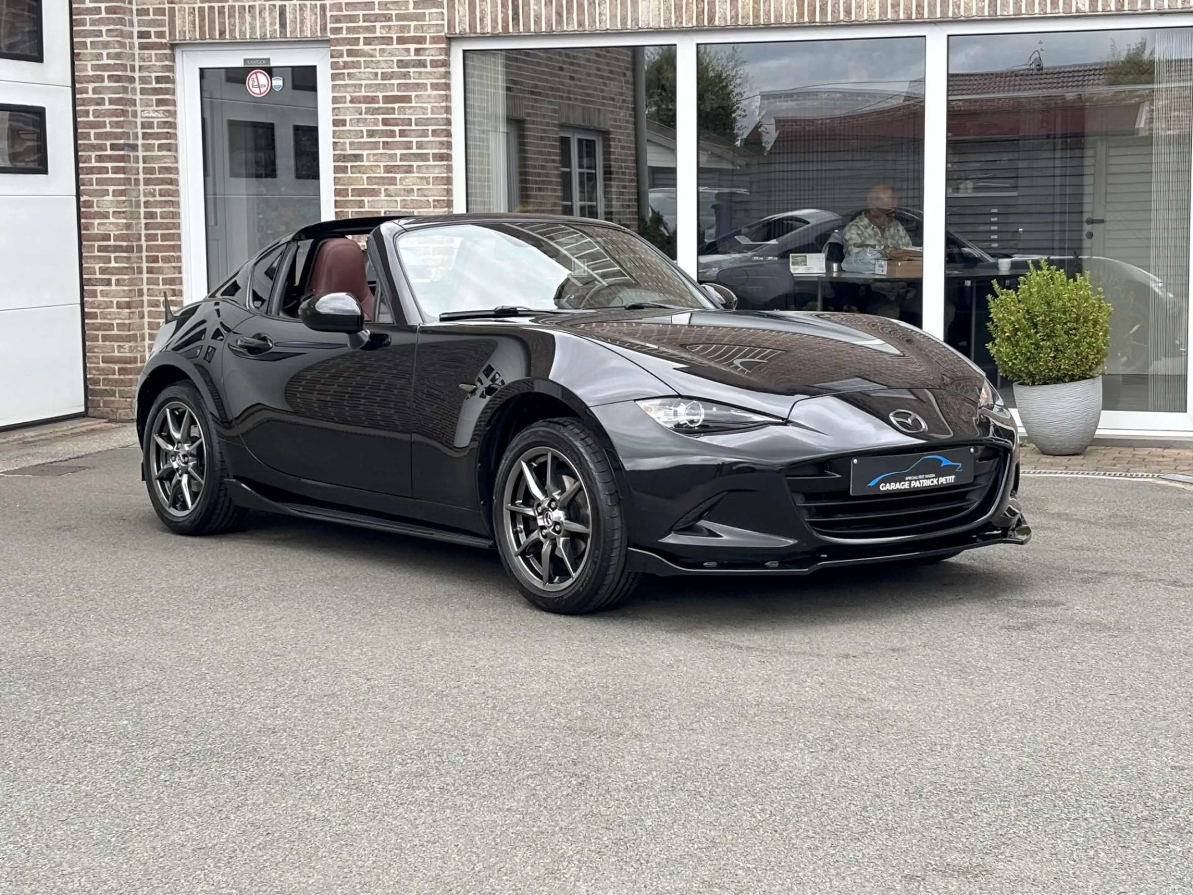 Mazda MX-5 MX-5 1.5 ND RF SKYCRUISE Takumi / Bilstein / Aero / 108000km