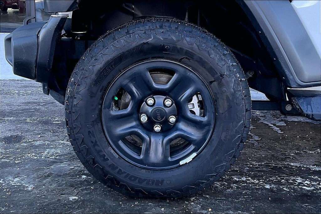 2025 Jeep Wrangler Sport