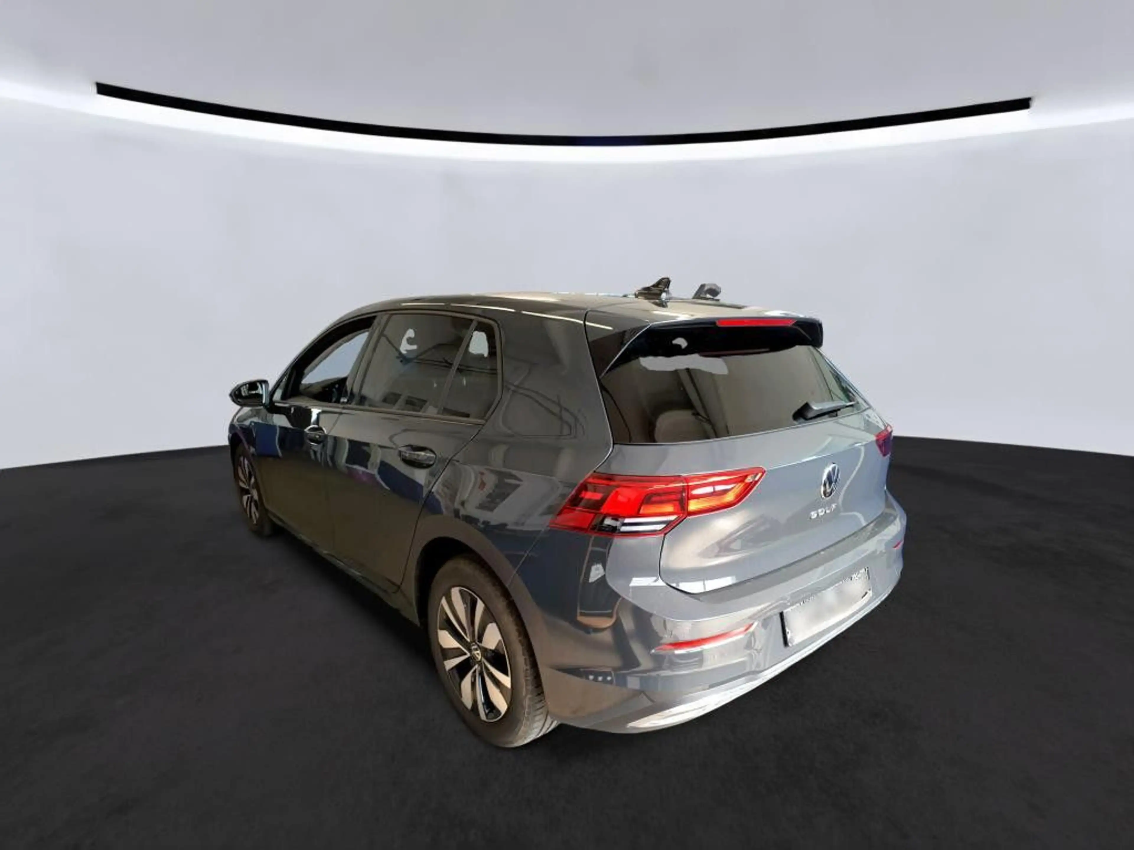 Volkswagen Golf *VIII*Limo*Move*App-Con*Kamera*ACC*LED* — photo 2