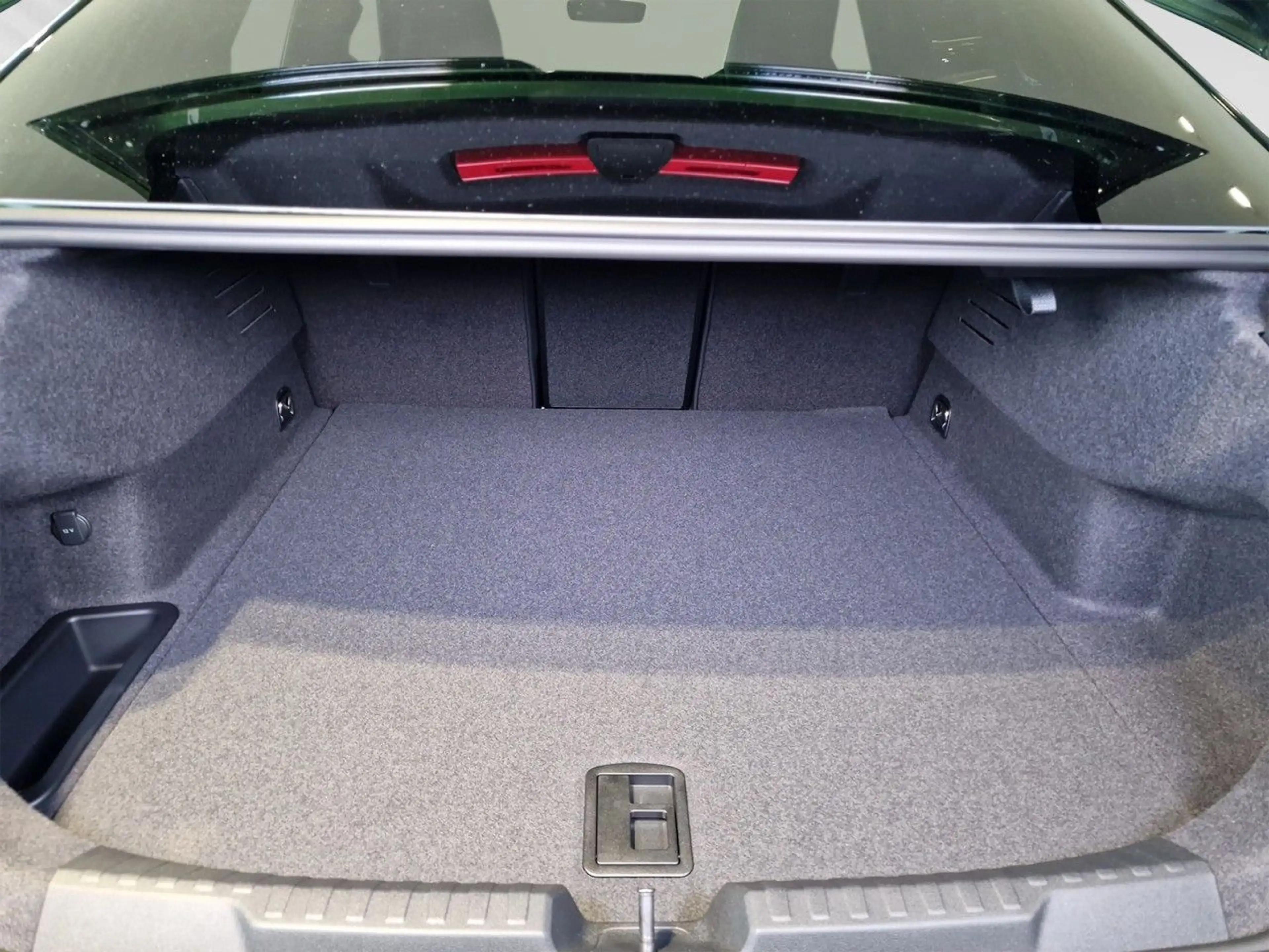 Audi RS3 RS3 Limousine TFSI quattro S-tronic Leder Navi+ — photo 11