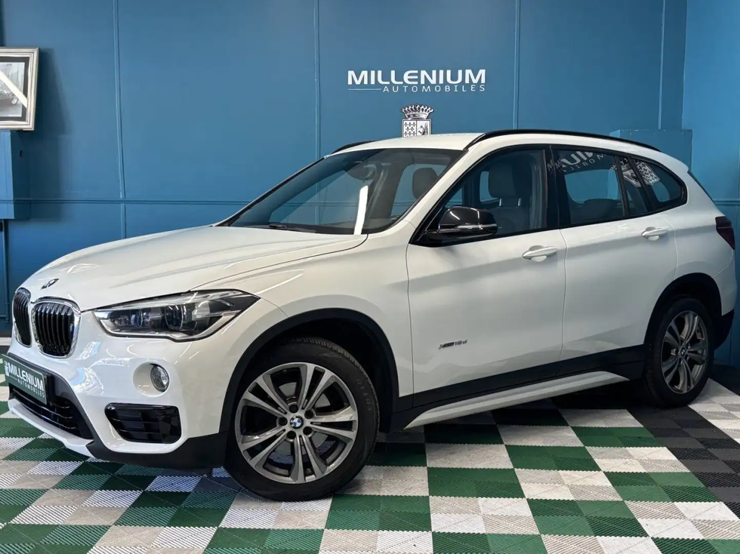 BMW X1 (F48) XDRIVE18DA 150CH SPORT Blanc - 1
