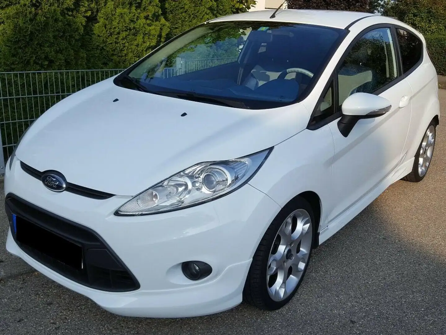 Ford Fiesta Fiesta 1.6 Ti-VCT Sport „Individual“ Weiß - 2