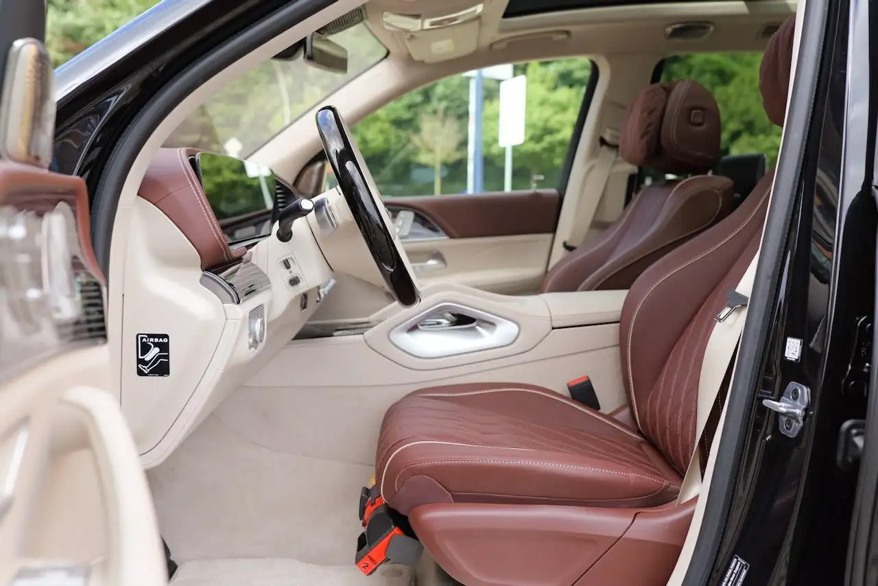 Mercedes-Maybach GLS 600 4MATIC – Foto 6