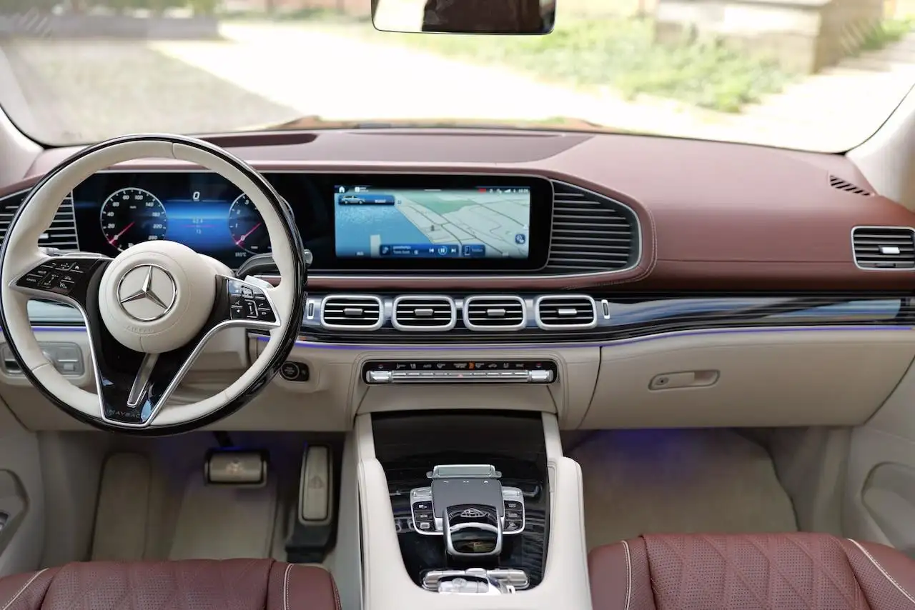 Mercedes-Maybach GLS 600 4MATIC – Foto 10