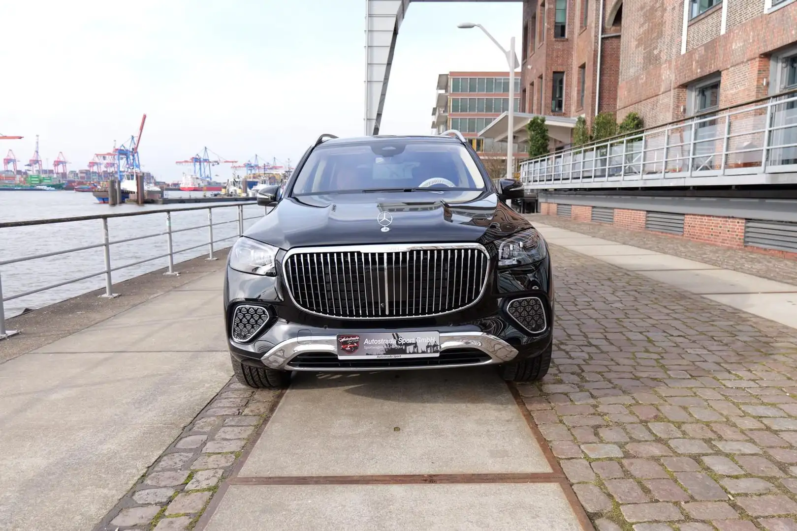 Mercedes-Benz GLS 600 Maybach 4Matic First-Class-Paket Schwarz - 2