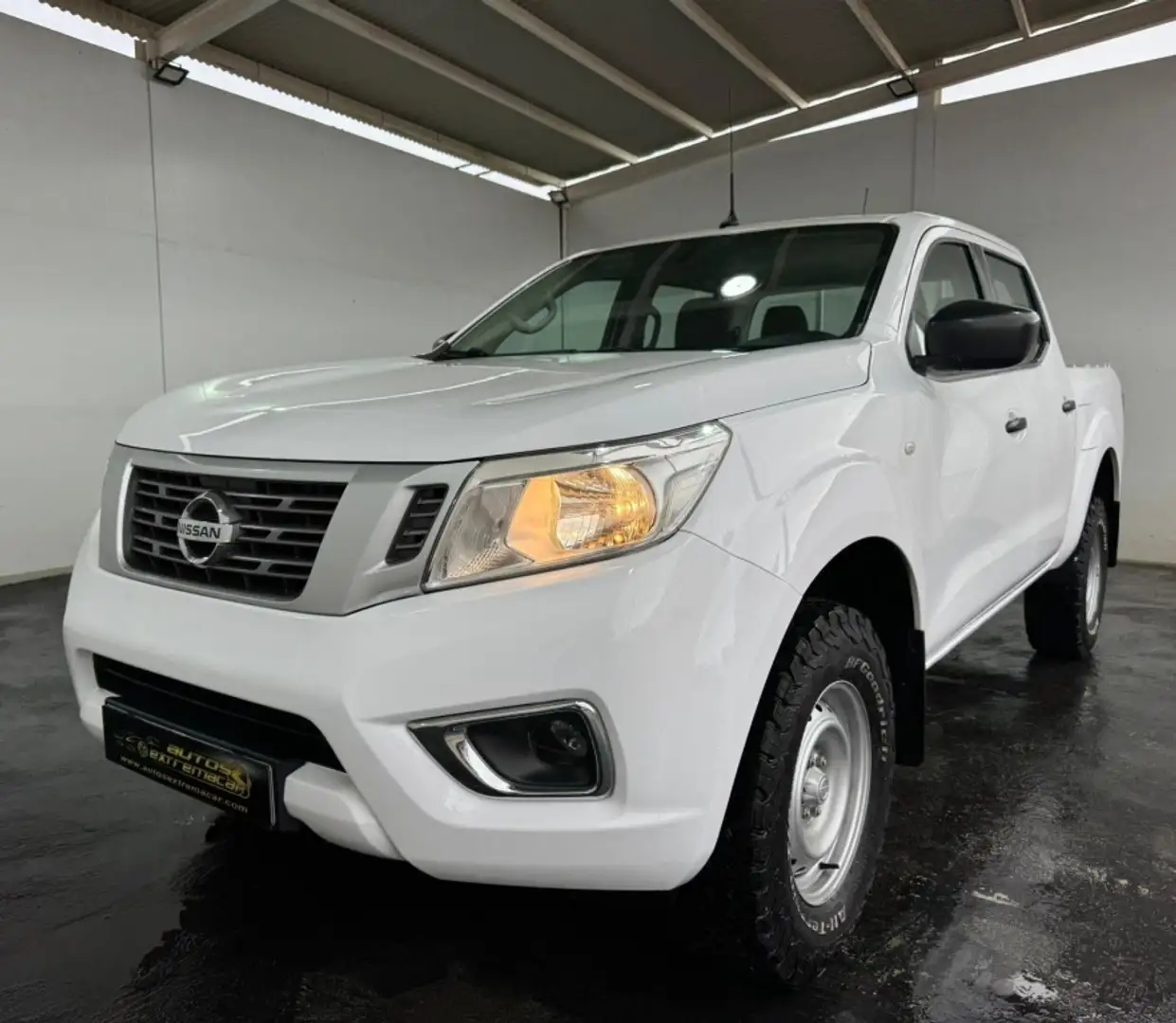 Nissan Navara 2.3dCi Ch.King DCb. Visia Weiß - 1