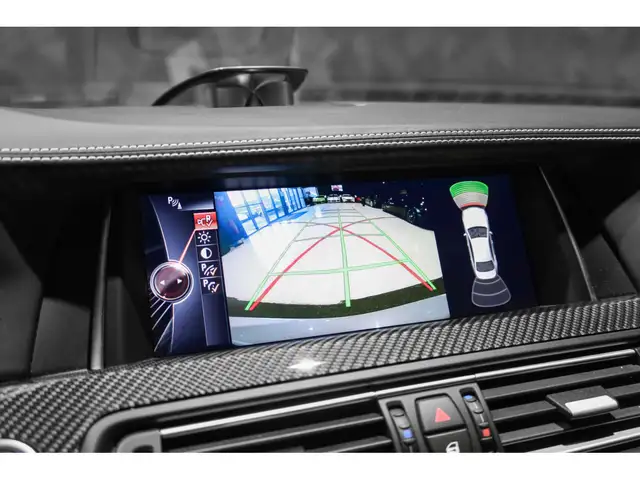 BMW M5 view 15