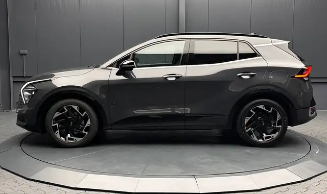 Kia Sportage view 2