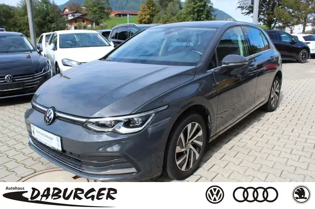 Volkswagen Golf VIII 1.4 eHybrid Style Klima Navi Einparkhilfe