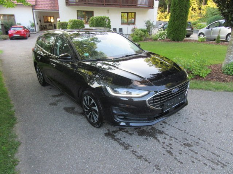 Ford Focus Titanium — photo 3