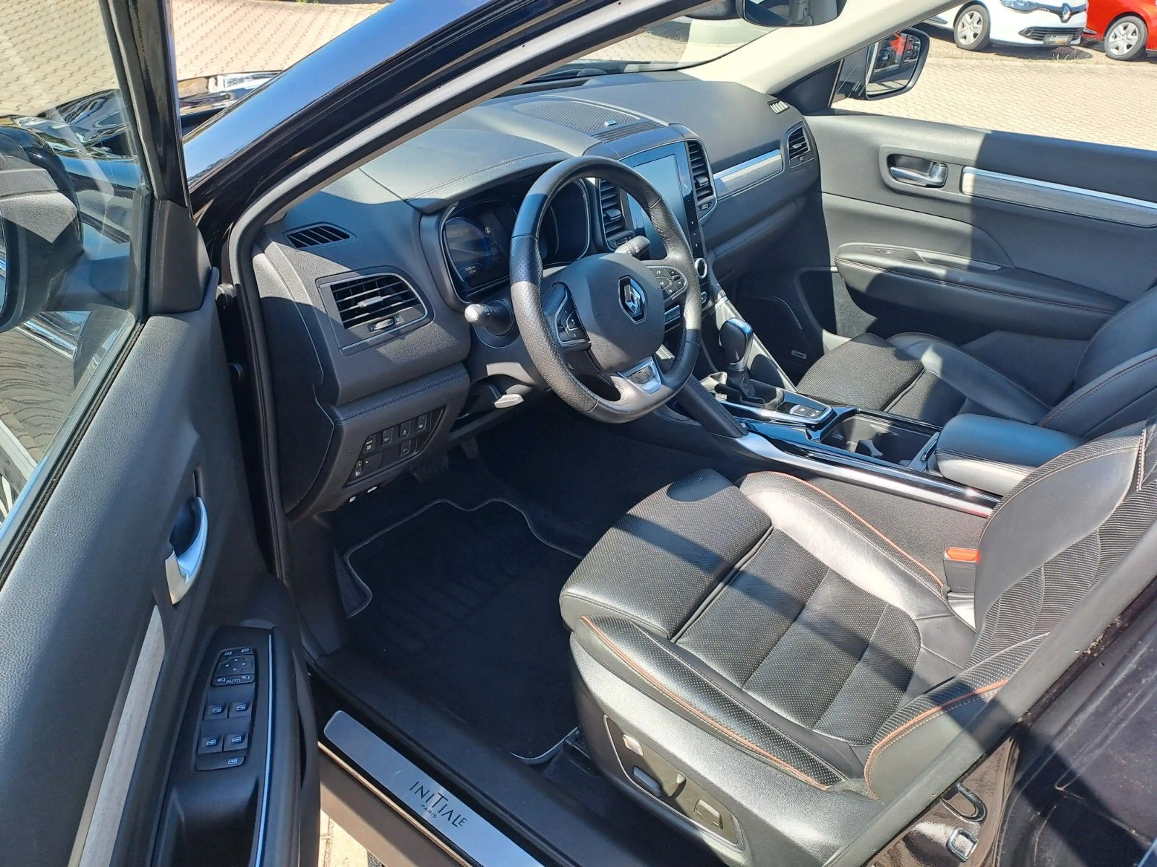 Renault Koleos Initiale Paris 4x4 dCi 190 — photo 9