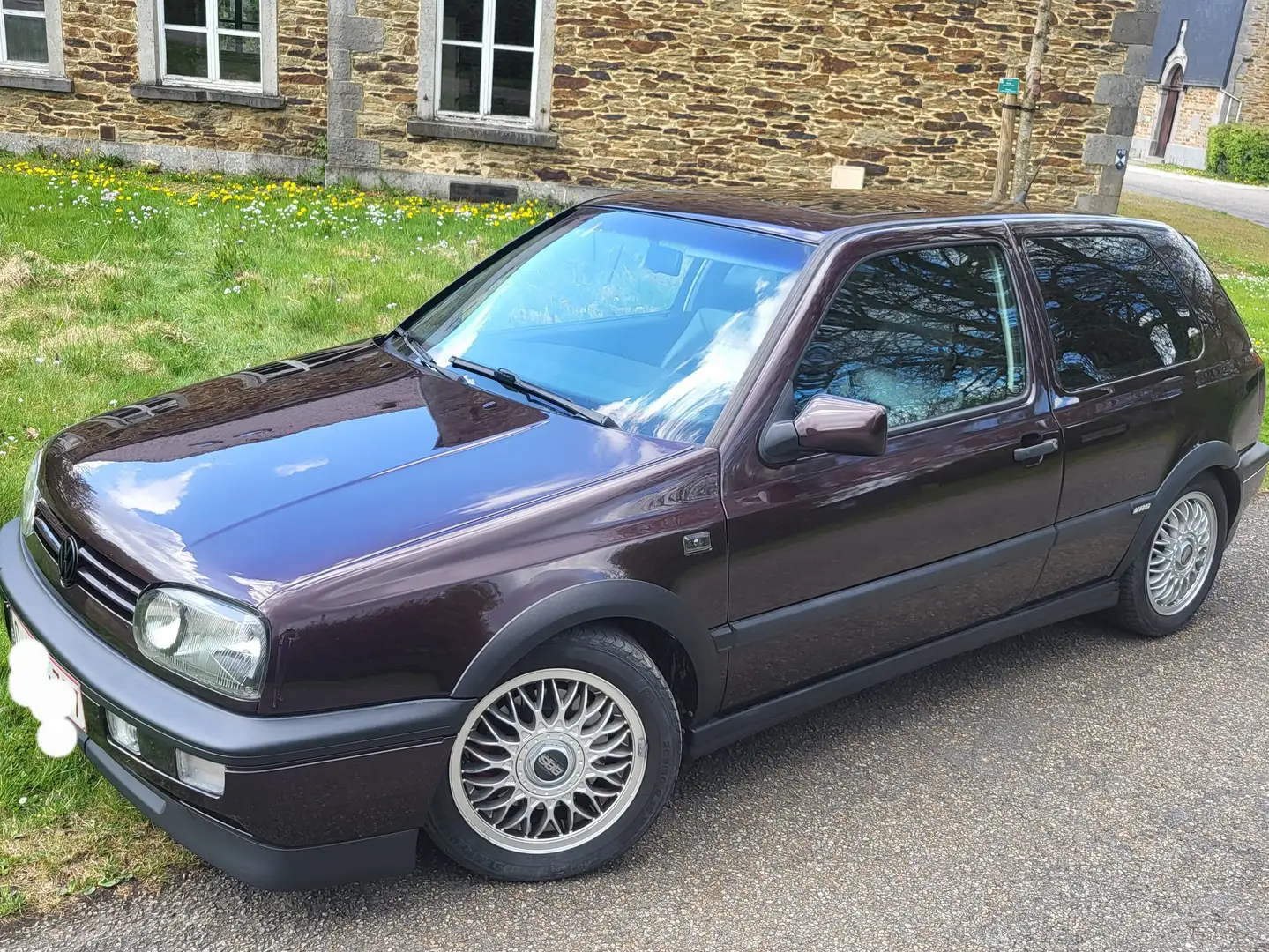 Volkswagen Golf VR6 - 1