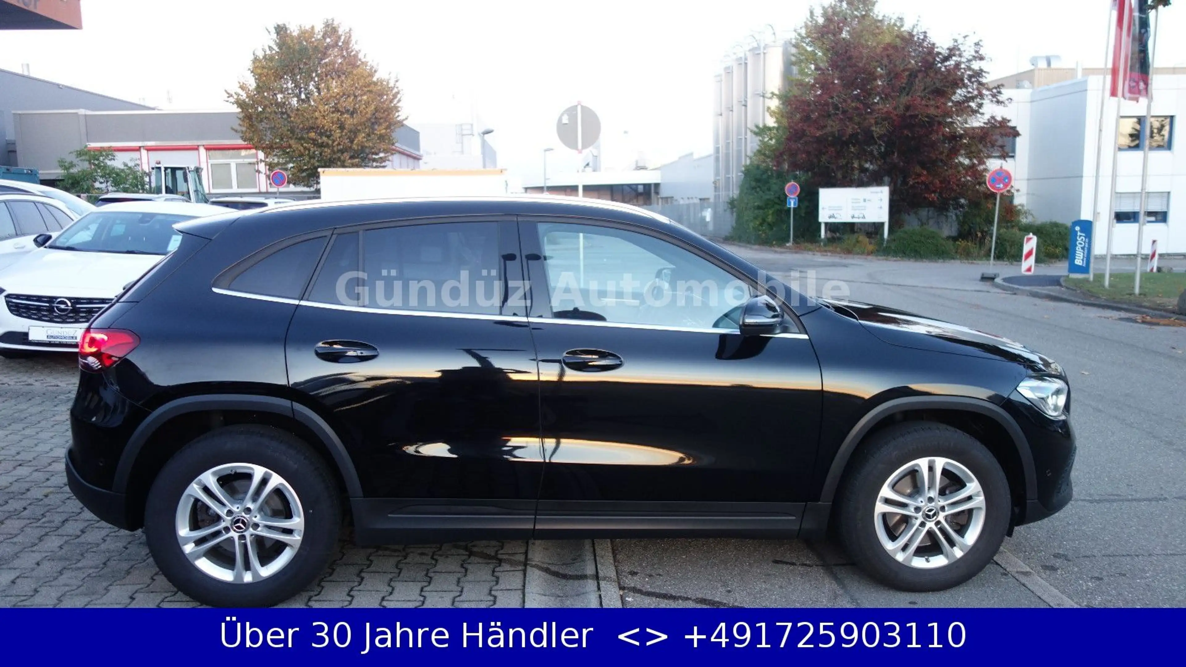 Mercedes-Benz GLA 200 d 8G-DCT Style*DISTRONIC*LED*NAVI*LEDER — photo 3
