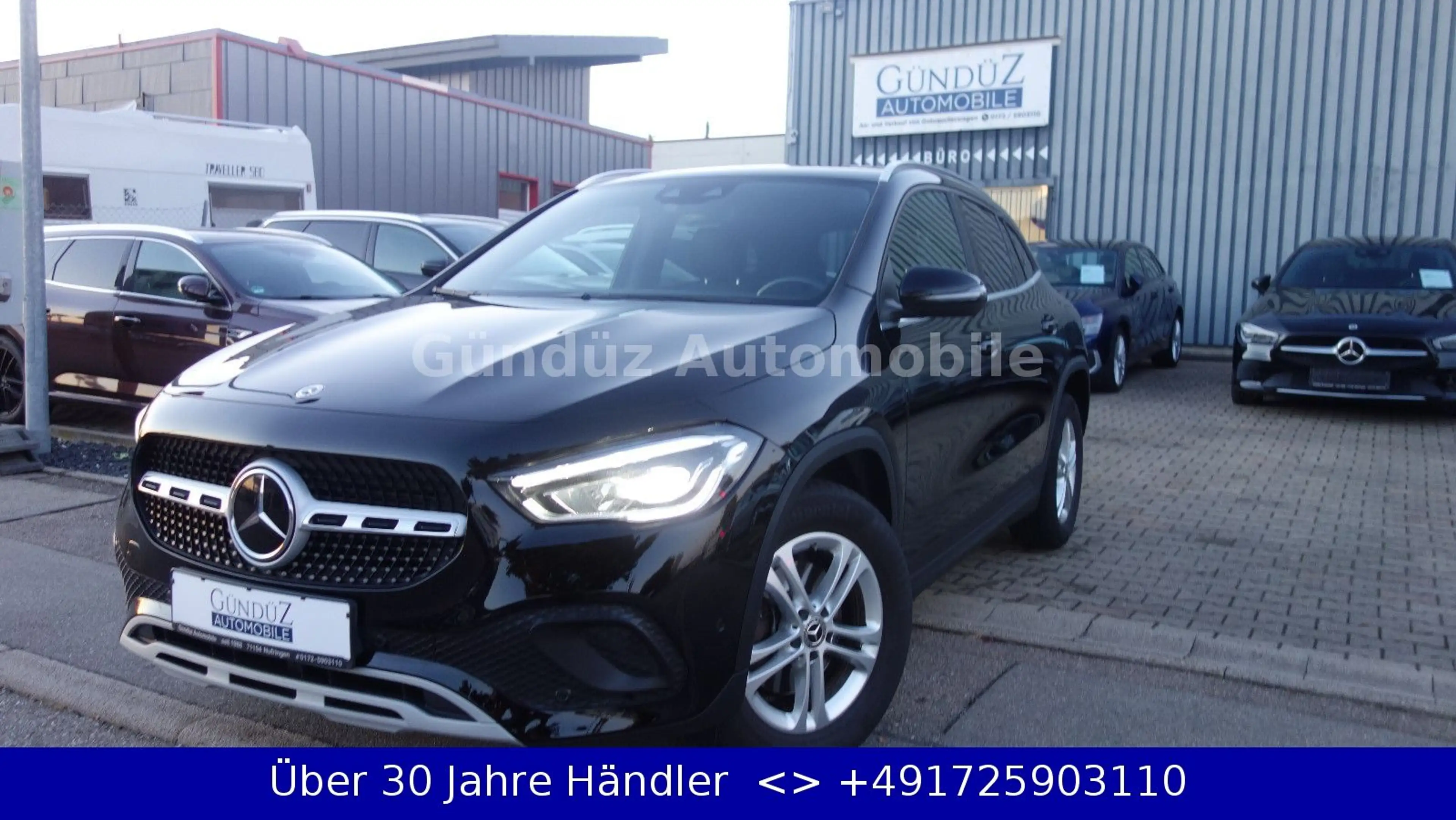 Mercedes-Benz GLA 200 d 8G-DCT Style*DISTRONIC*LED*NAVI*LEDER