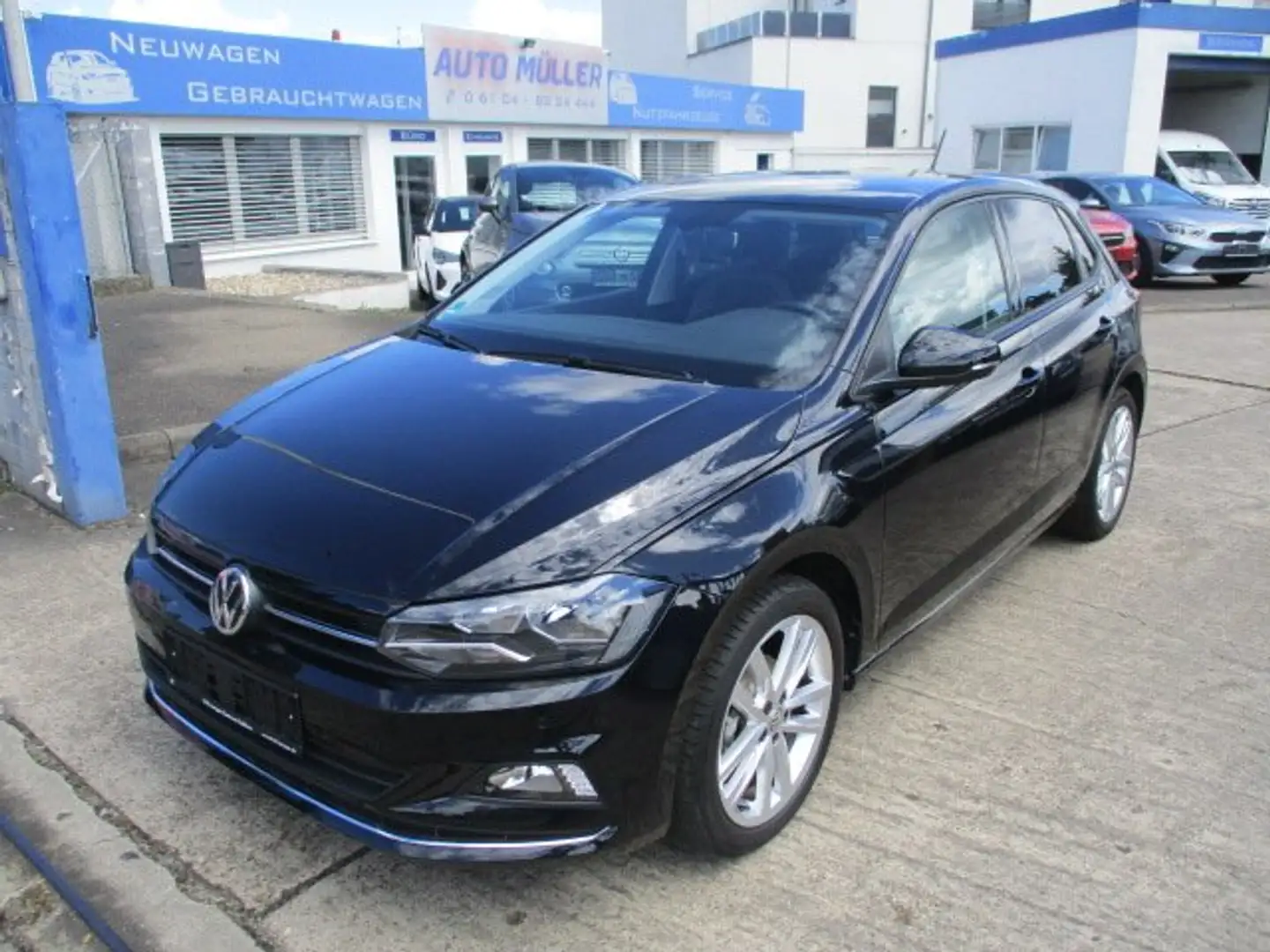Volkswagen Polo 1.0i.TSI.Highline.Klima.PDC.Navi.Wenig KM. Negro - 1