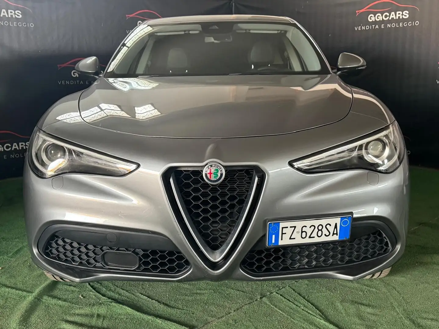 Alfa Romeo Stelvio 2.2 Turbodiesel 190 CV AT8 Q4 Executive Gri - 2