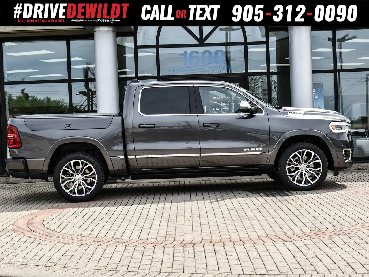 RAM 1500 снимка RAM 1500