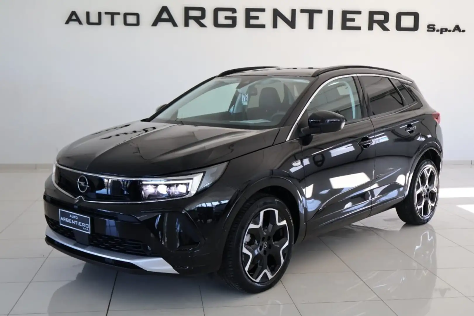 Opel Grandland 1.5 diesel Ecotec aut. Ultimate 130cv led navi Noir - 1