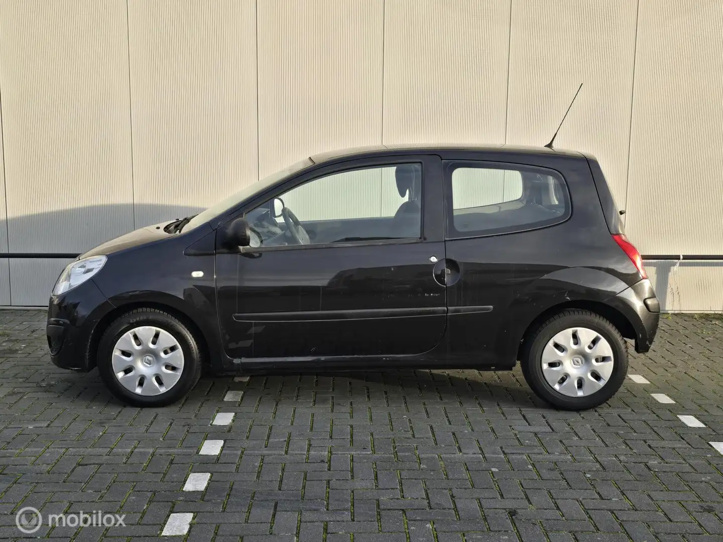 Renault Twingo 1.2 Dynamique Noir - 2