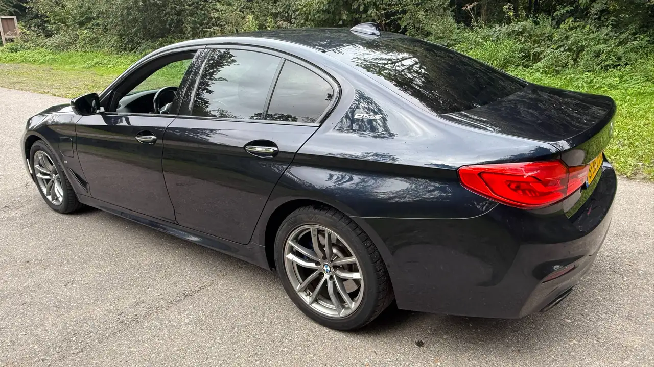 BMW 530