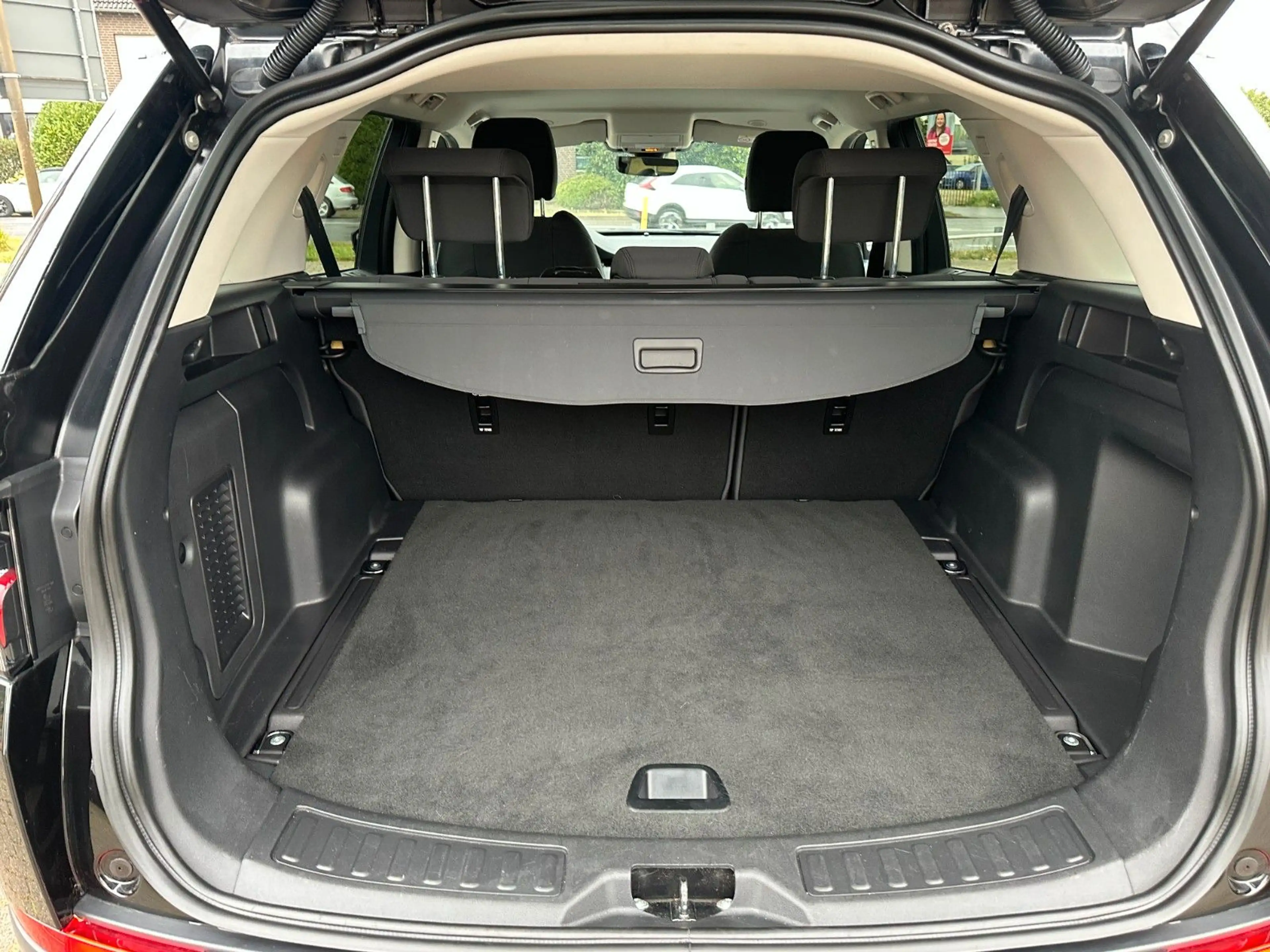 Land Rover Discovery Sport AWD * Mild-Hybrid* — photo 12