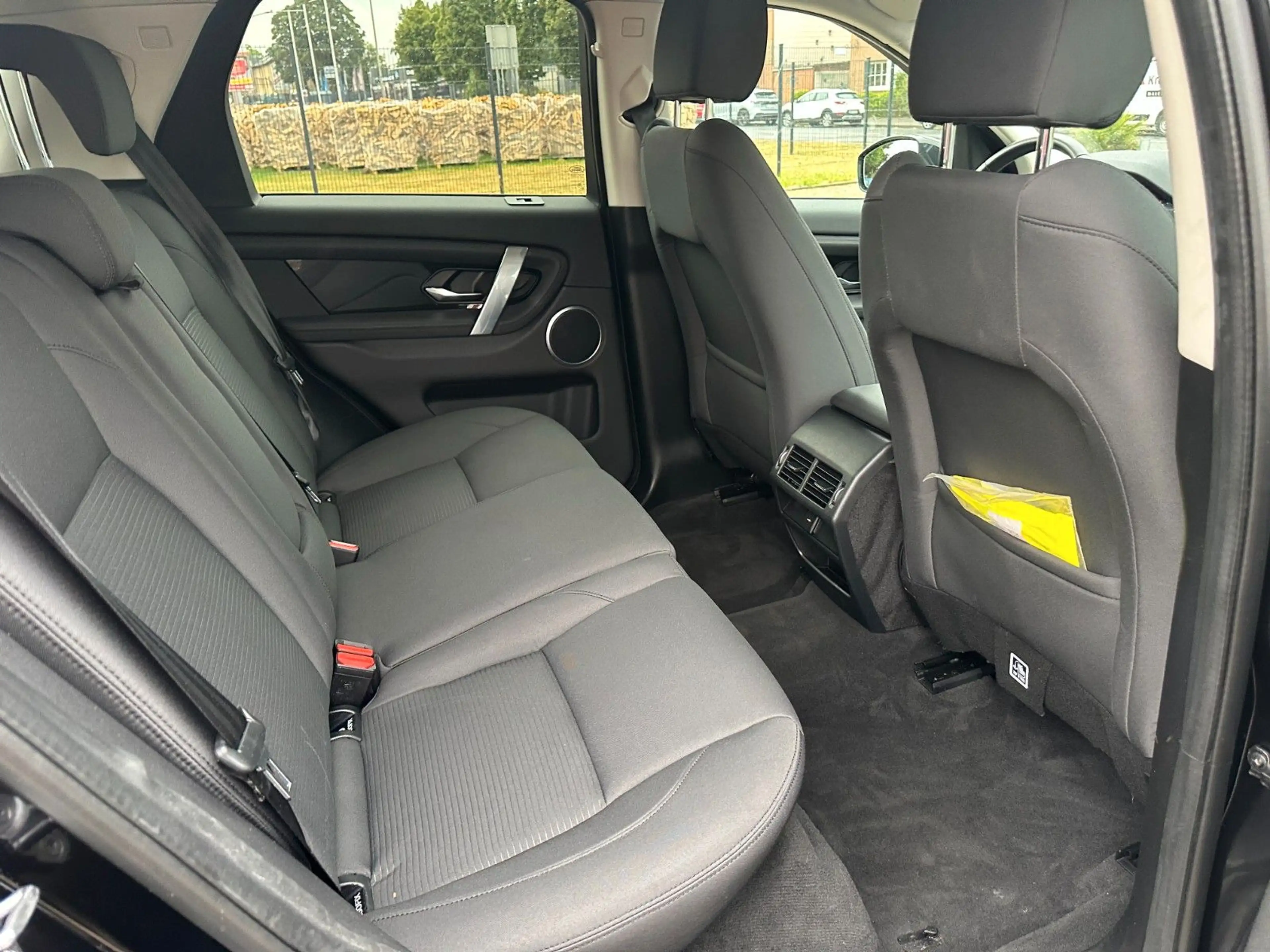 Land Rover Discovery Sport AWD * Mild-Hybrid* — photo 13