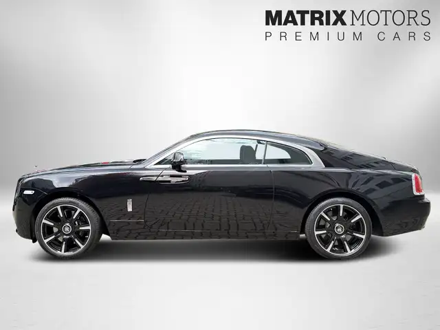 Rolls-Royce Wraith view 6