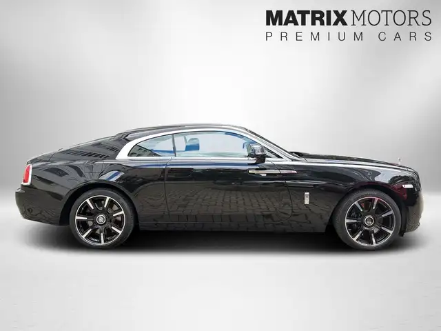 Rolls-Royce Wraith view 5