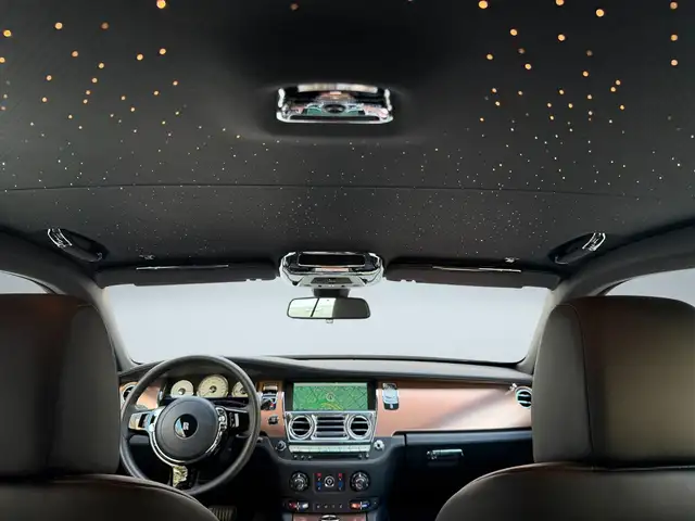 Rolls-Royce Wraith view 12