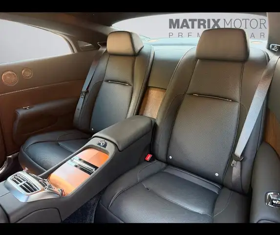 Rolls-Royce Wraith view 8